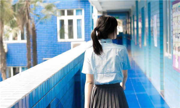 泉山如何找到一个可以帮助我生孩子的女人？